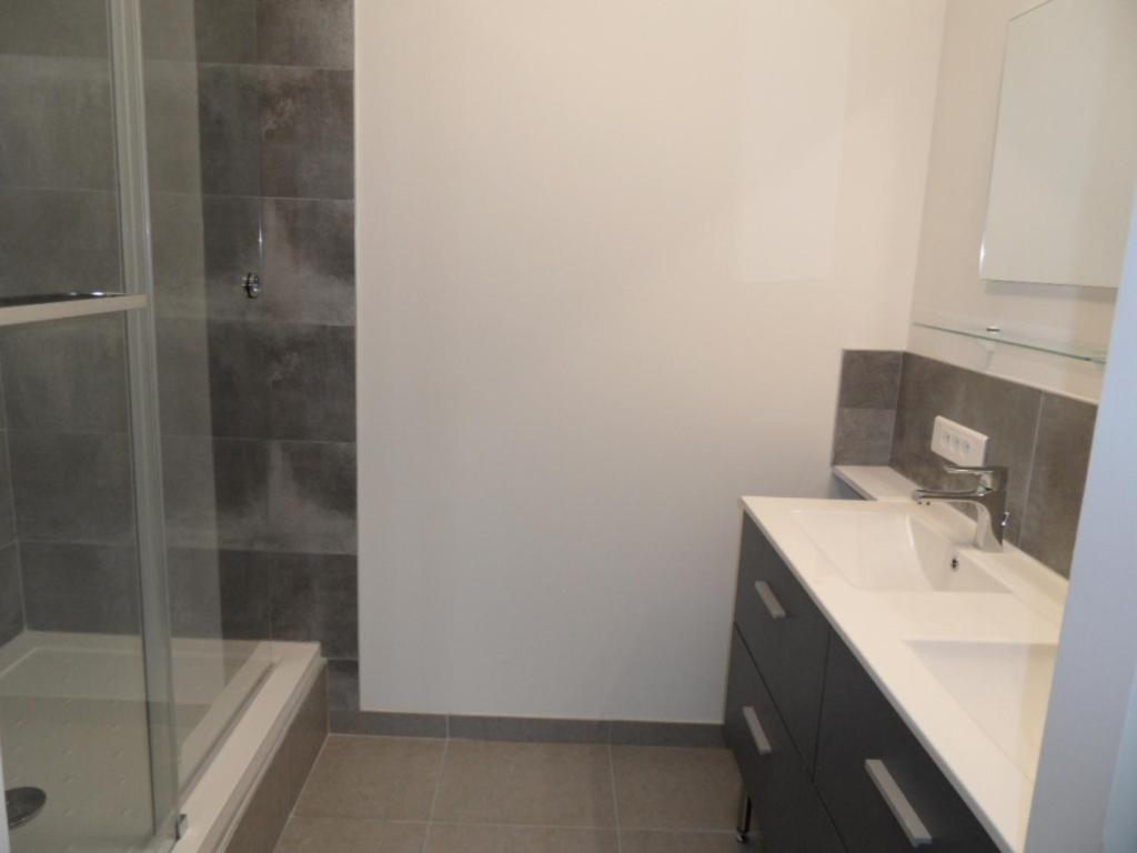 Roujan Logement Entre Mer Et Montagne מראה חיצוני תמונה